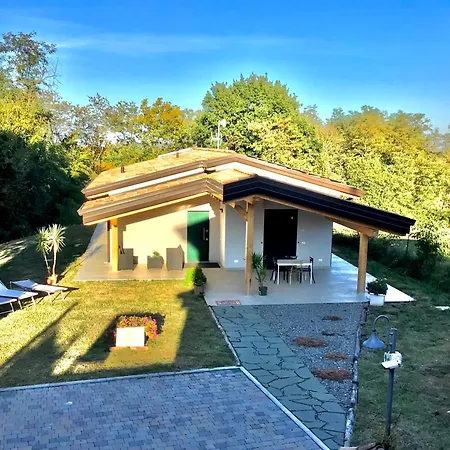 La Casa Nel Bosco 3* 斯坎迪亚诺