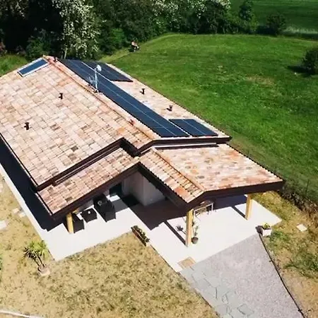 بيت ضيافة La Casa Nel Bosco Borzano