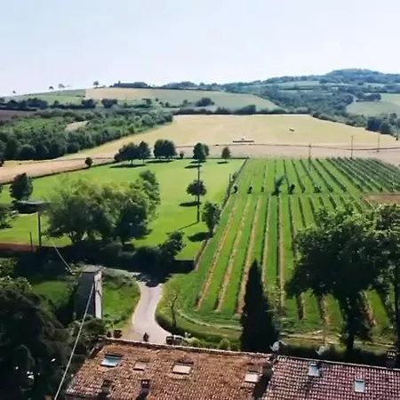 La Casa Nel Bosco بيت ضيافة