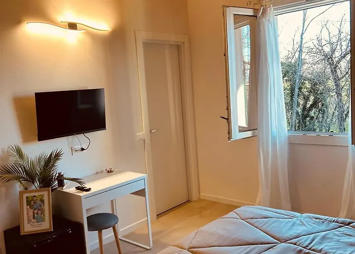 بيت ضيافة La Casa Nel Bosco 3*