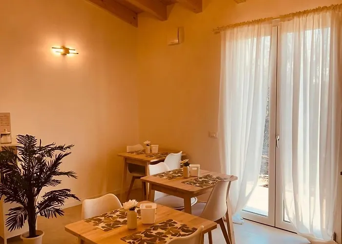 La Casa Nel Bosco 3* Scandiano